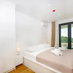 Apartamento Atlantis Lux With Pool
