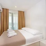 Atlantis Lux With Pool Apartamento