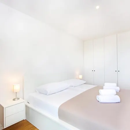 Atlantis Lux With Pool Apartman Makarska