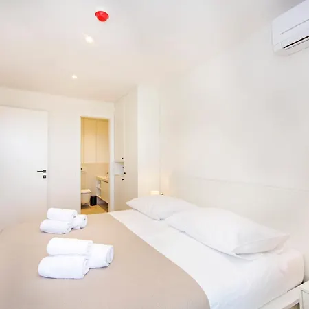 Atlantis Lux With Pool Apartman *