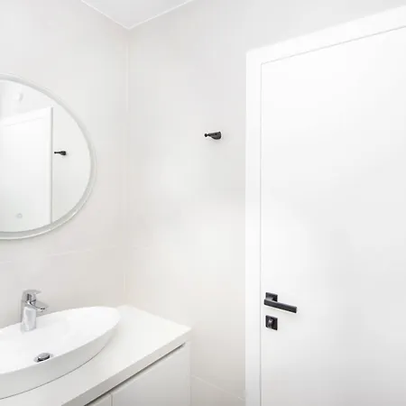 Apartman Atlantis Lux With Pool Makarska