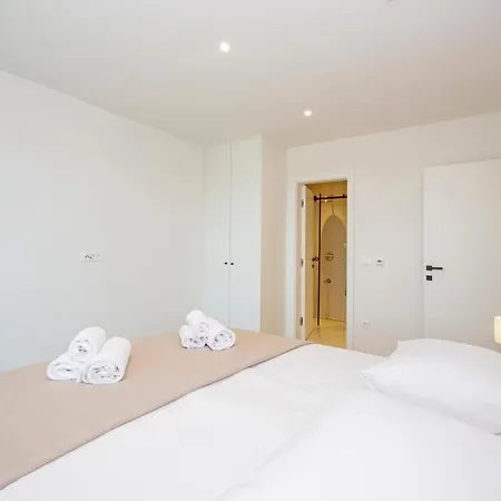 Apartman Atlantis Lux With Pool