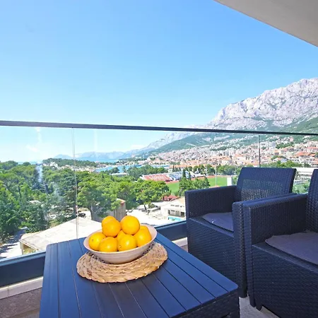 Lägenhet Atlantis Lux With Pool Makarska