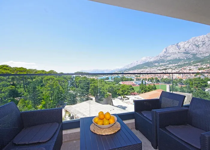 Atlantis Lux With Pool Lägenhet Makarska