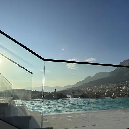 Atlantis Lux With Pool Apartman Makarska