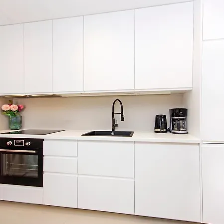 Atlantis Lux With Pool Διαμέρισμα Μακάρσκα