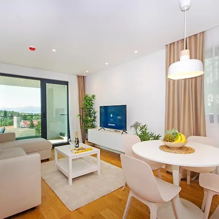 Apartman Atlantis Lux With Pool