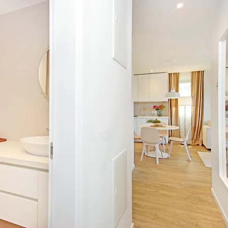 Atlantis Lux With Pool Apartman