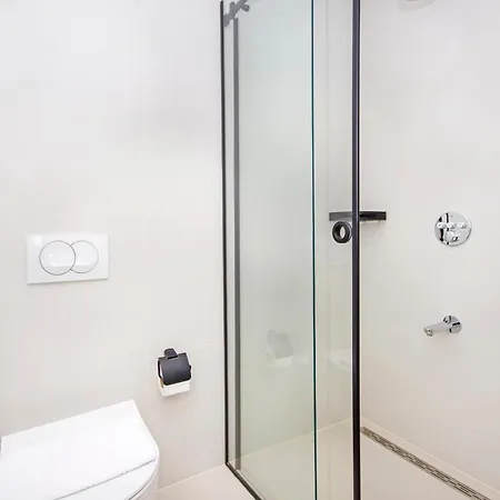 Atlantis Lux With Pool Apartmán *