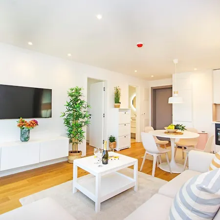 Atlantis Lux With Pool * Μακάρσκα