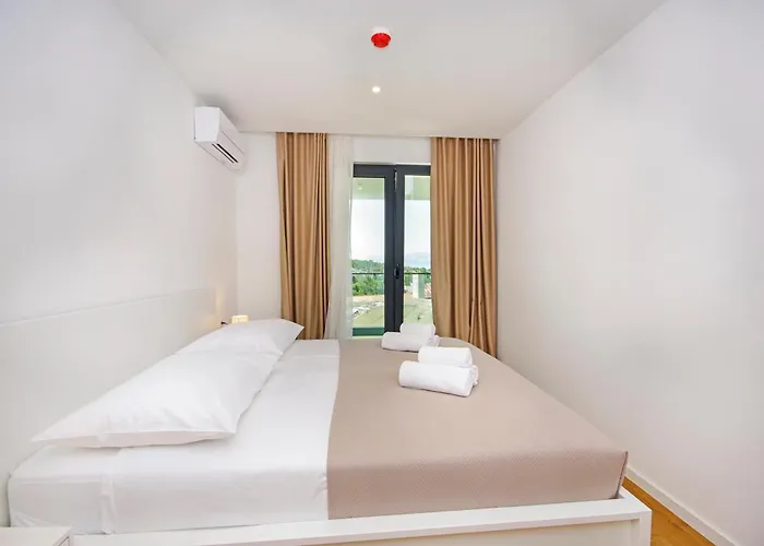 Appartement Atlantis Lux With Pool *