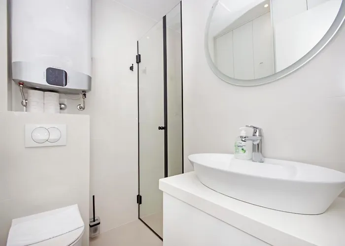 Atlantis Lux With Pool Makarska