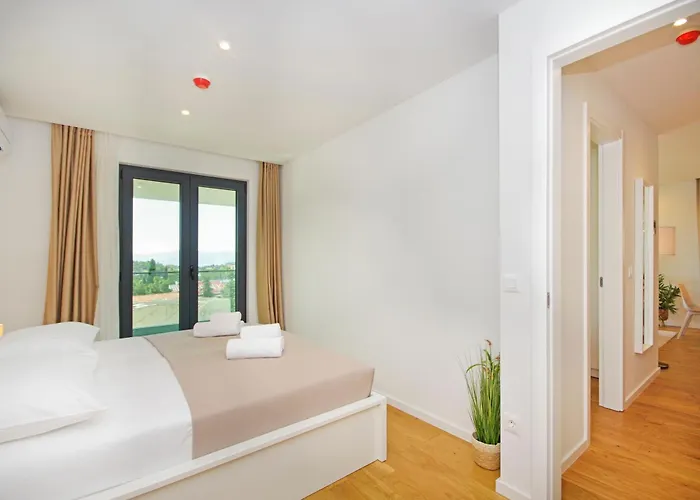 Appartement Atlantis Lux With Pool *