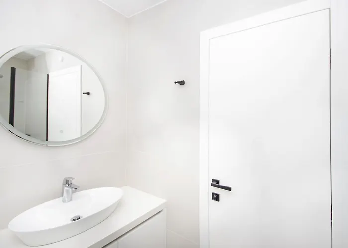 Appartement Atlantis Lux With Pool Makarska