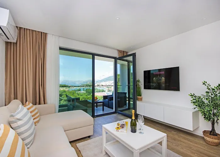 Atlantis Lux With Pool Appartement