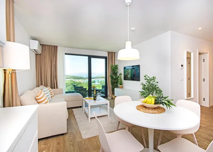 Atlantis Lux With Pool Appartement