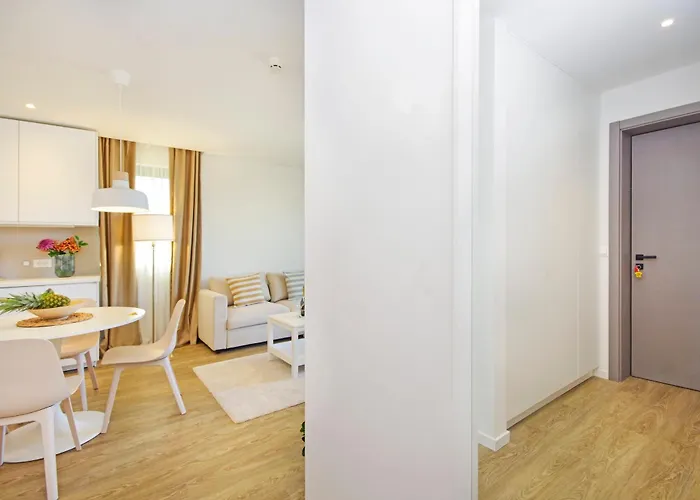 Atlantis Lux With Pool