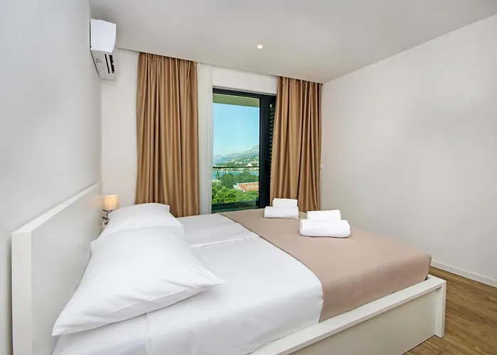 Atlantis Lux With Pool Appartement *