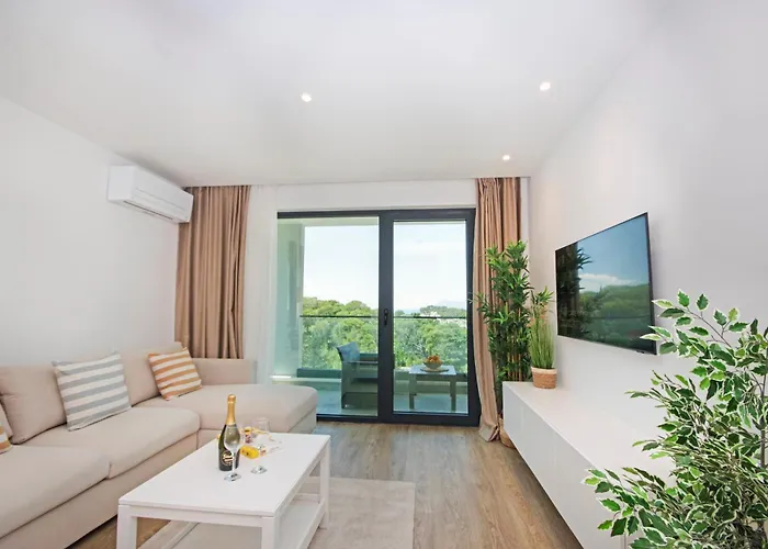 Appartement Atlantis Lux With Pool *