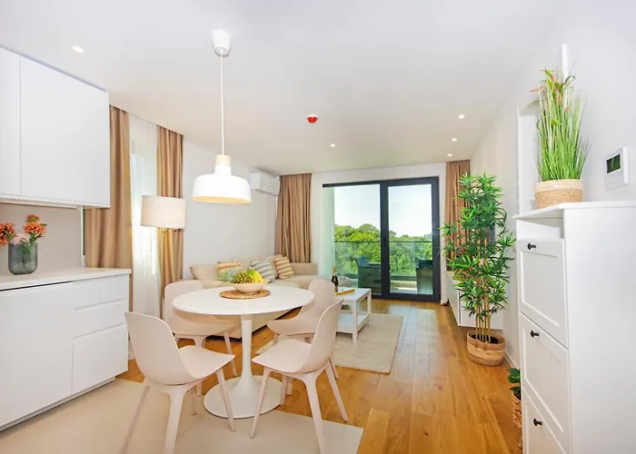 Atlantis Lux With Pool Appartement *